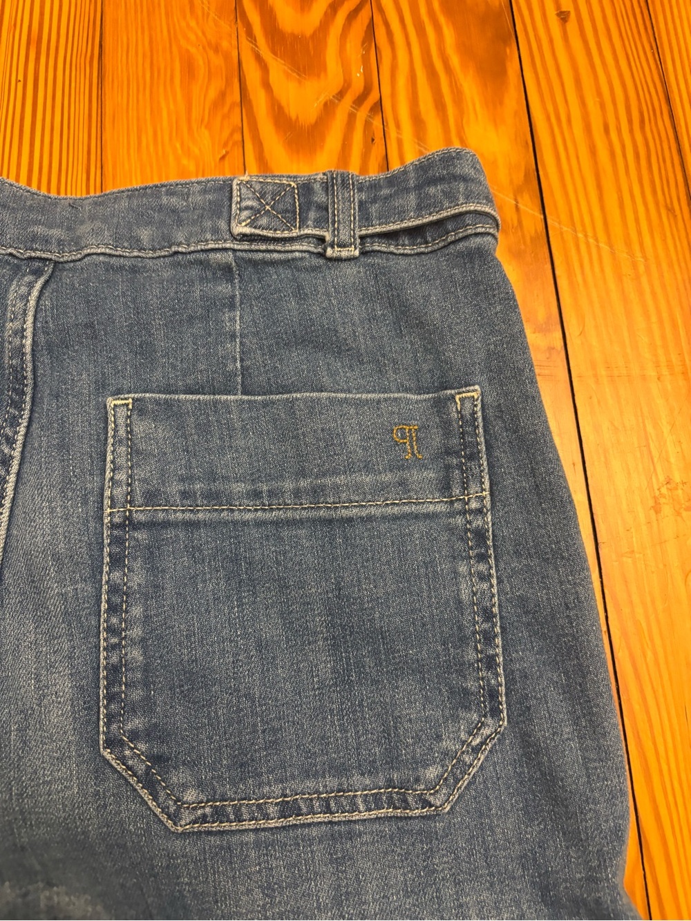 NWOT Anthropologie Pilcro Tower Flare Mid Rise Jean - Picture 8 of 8